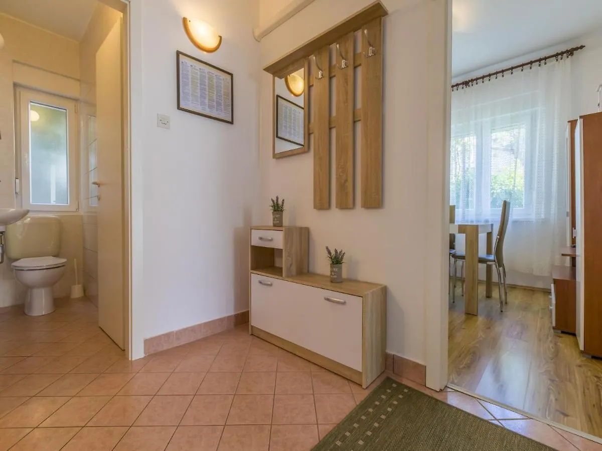 Apartment Andelko Dramalj